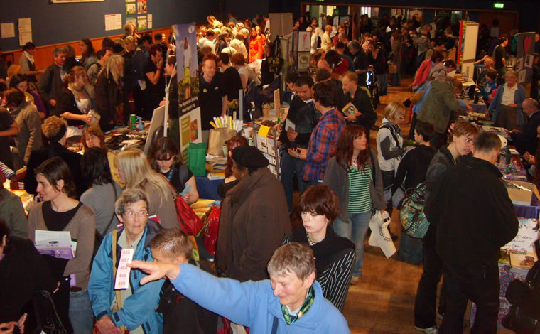 crowded Wulfrun Hall